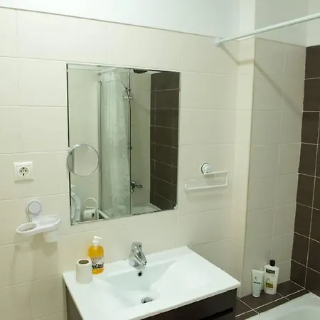 Apartamento Perto Do Centro De Com Elevador * Lisbon