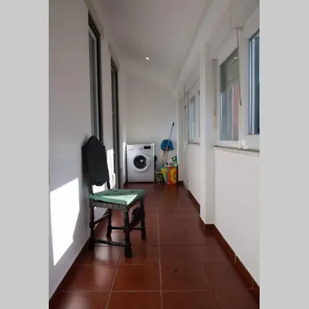 Apartamento Perto Do Centro De Com Elevador Lisbon