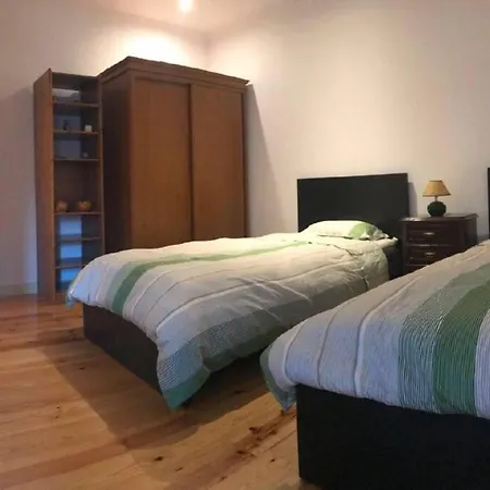 Apartamento Perto Do Centro De Com Elevador * Lisbon