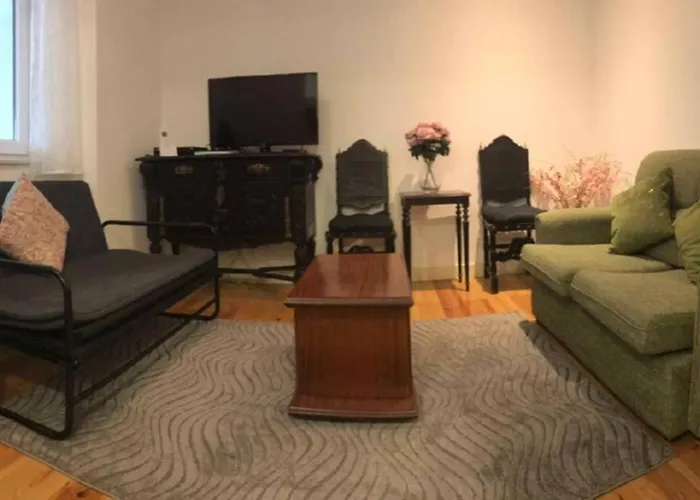 Apartamento Perto Do Centro De Com Elevador Apartament Lizbona