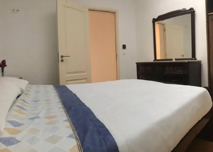 Apartamento Perto Do Centro De Com Elevador Apartament *