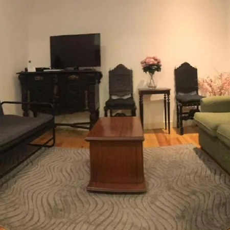 Apartamento Perto Do Centro De Com Elevador Appartamento Lisbona