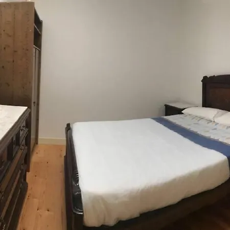 Apartamento Perto Do Centro De Com Elevador Lisbona